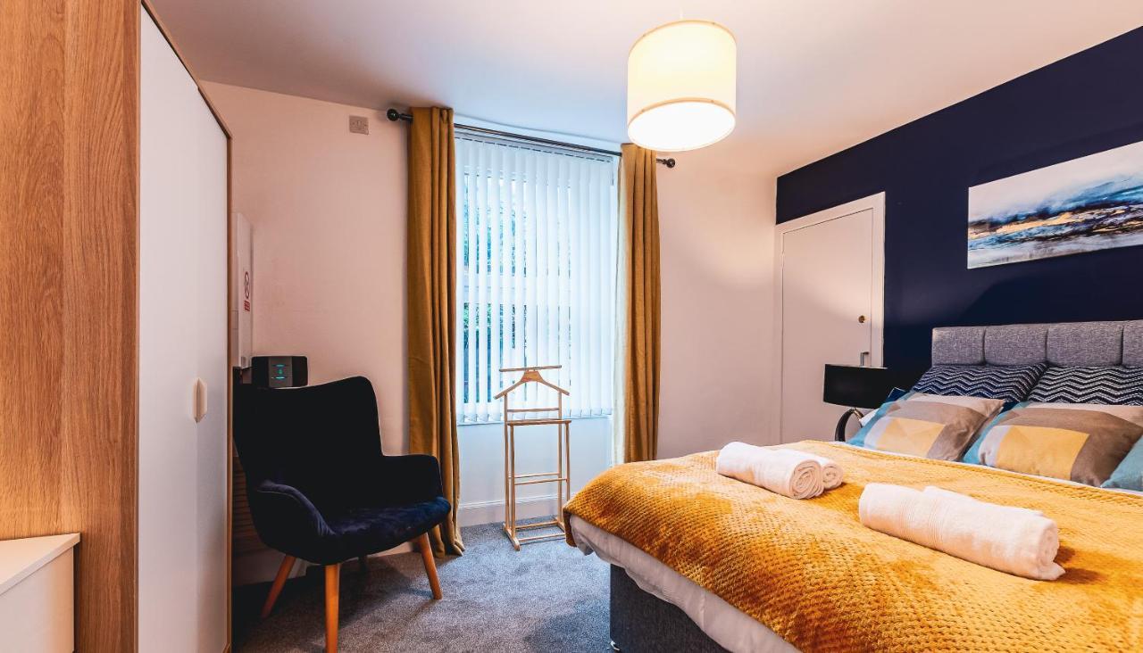Kingscross Neuk Base & Free Parking